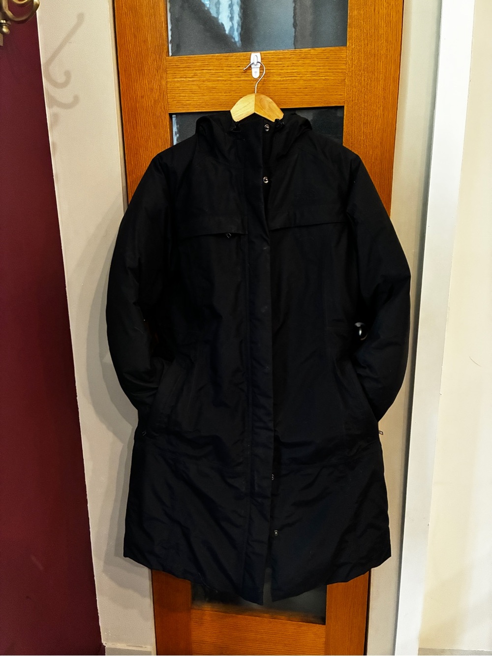 The North Face Women's Black Long Hooded Puffer Coat